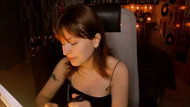 LolaAsmus online show from 7, 2, 2026