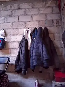 Snapshot of m4ti-hot chatting on 4, 3, 2025 m4ti-hot online show from 4, 3, 2025