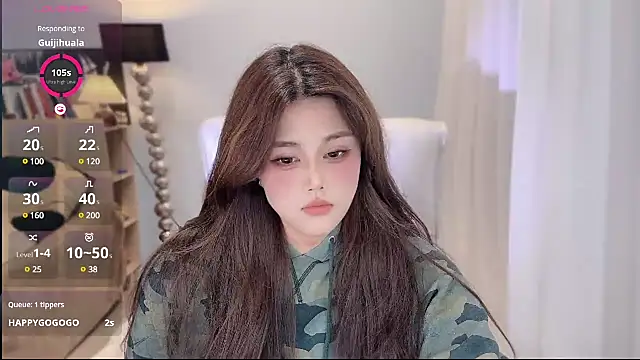 Strawberrybabyy1 online show from 13, 12, 2024