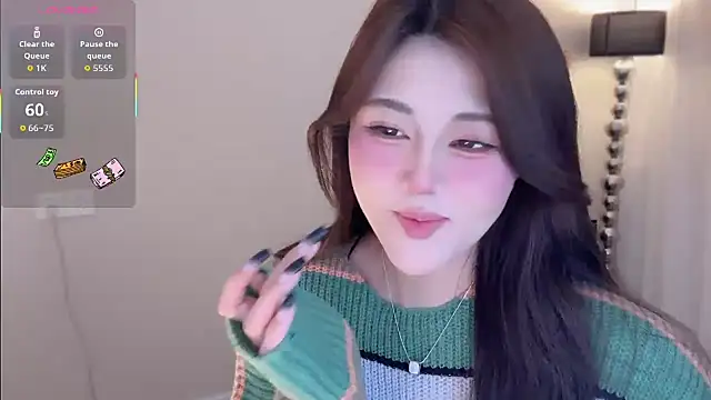 Strawberrybabyy1 online show from 22, 10, 2025