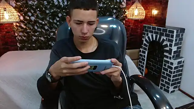 Snapshot of JackSwan18 chatting on 3, 12, 2024 JackSwan18 online show from 3, 12, 2024