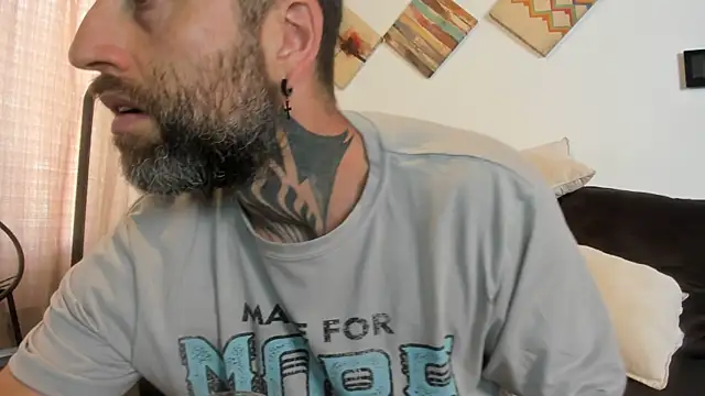 Snapshot of Antoniohot2024 chatting on 14, 4, 2026 Antoniohot2024 online show from 14, 4, 2026