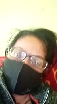 Snapshot of heenage chatting on 1, 12, 2024 heenage online show from 1, 12, 2024