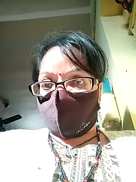 Snapshot of heenage chatting on 15, 12, 2024 heenage online show from 15, 12, 2024