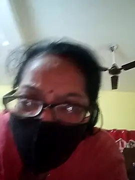 Snapshot of heenage chatting on 22, 12, 2024 heenage online show from 22, 12, 2024