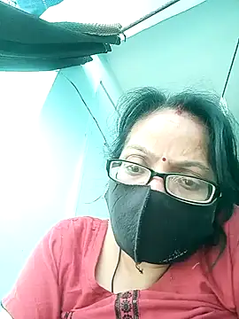 Snapshot of heenage chatting on 2, 2, 2025 heenage online show from 2, 2, 2025