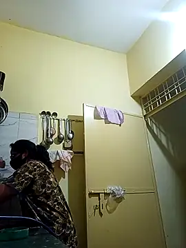 Snapshot of heenage chatting on 16, 3, 2025 heenage online show from 16, 3, 2025