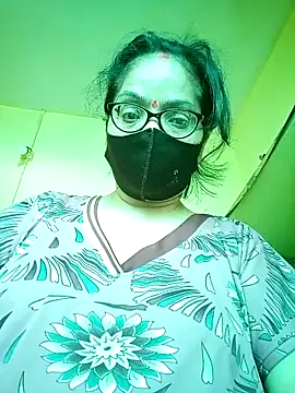 heenage online show from 11, 4, 2026