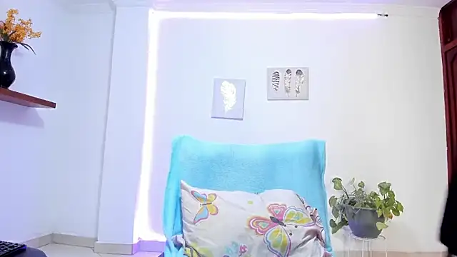 anniesweet- online show from 19, 12, 2025