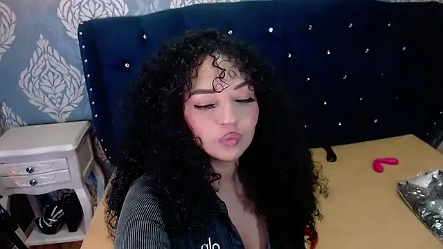 Snapshot of Sofiacowperx chatting on 21, 3, 2026 Sofiacowperx online show from 21, 3, 2026