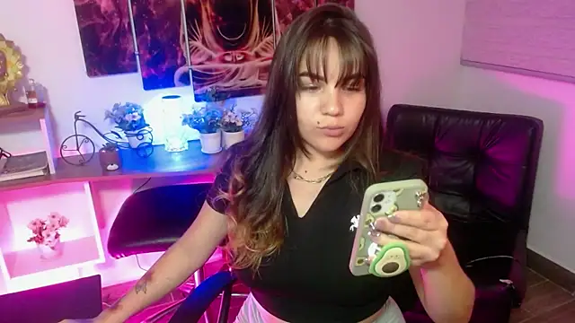 Snapshot of Jsneiidy_ATH chatting on 19, 12, 2025 Jsneiidy ATH online show from 19, 12, 2025