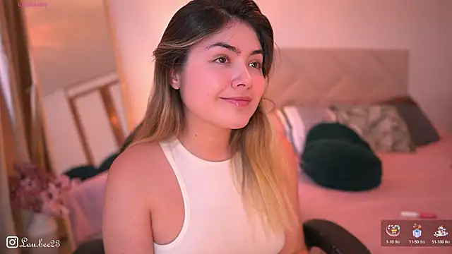 Snapshot of Lau_Bee chatting on 16, 1, 2026 Lau Bee online show from 16, 1, 2026