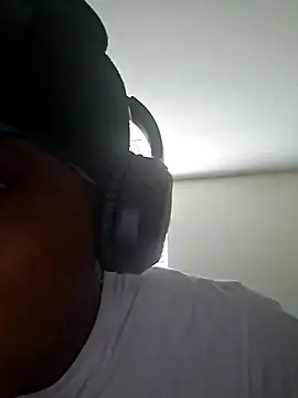 Snapshot of bigboytoy912 chatting on 1, 4, 2026 bigboytoy912 online show from 1, 4, 2026