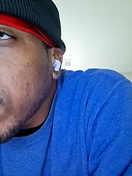 Snapshot of bigboytoy912 chatting on 19, 4, 2026 bigboytoy912 online show from 19, 4, 2026