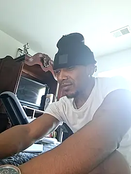 Snapshot of bigboytoy912 chatting on 1, 7, 2026 bigboytoy912 online show from 1, 7, 2026