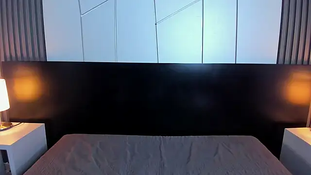 liz goth online show from 28, 1, 2025