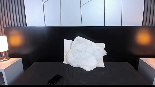 liz goth online show from 14, 2, 2025