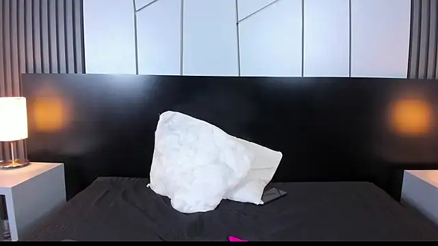 liz goth online show from 14, 2, 2025