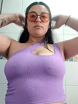 Snapshot of party_hornys69 chatting on 2, 5, 2026 party hornys69 online show from 2, 5, 2026