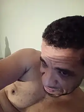 Snapshot of Tjskigh chatting on 6, 4, 2026 Tjskigh online show from 6, 4, 2026