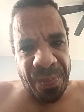 Snapshot of Tjskigh chatting on 10, 4, 2026 Tjskigh online show from 10, 4, 2026