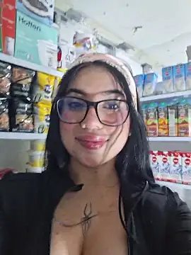 Snapshot of Katia_sweetx chatting on 6, 4, 2026 Katia sweetx online show from 6, 4, 2026
