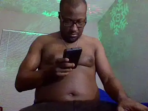 Snapshot of littbbc chatting on 5, 1, 2025 littbbc online show from 5, 1, 2025