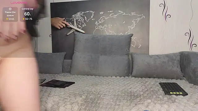 Secret-Smile online show from 18, 3, 2025