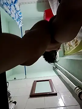 Snapshot of MikaKors chatting on 20, 12, 2024 MikaKors online show from 20, 12, 2024