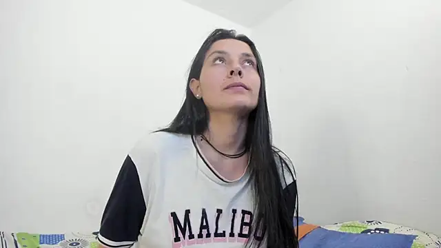 Nathaly love96 online show from 10, 12, 2024