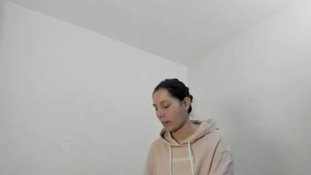 Nathaly love96 online show from 8, 1, 2025