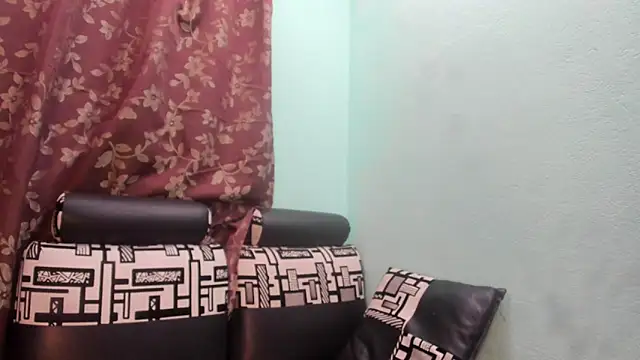 Snapshot of Nathaly_love96 chatting on 2, 4, 2026 Nathaly love96 online show from 2, 4, 2026