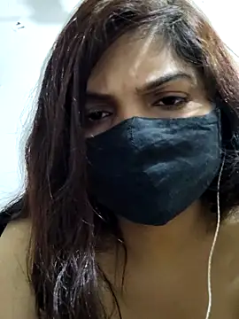 illay love online show from 7, 4, 2026