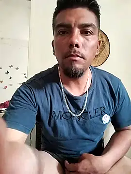 Snapshot of alfredyy55 chatting on 18, 10, 2025 alfredyy55 online show from 18, 10, 2025