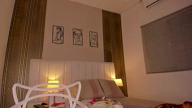 zoe sky  online show from 6, 4, 2026