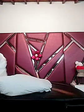 Adel Nesbiit online show from 18, 2, 2025