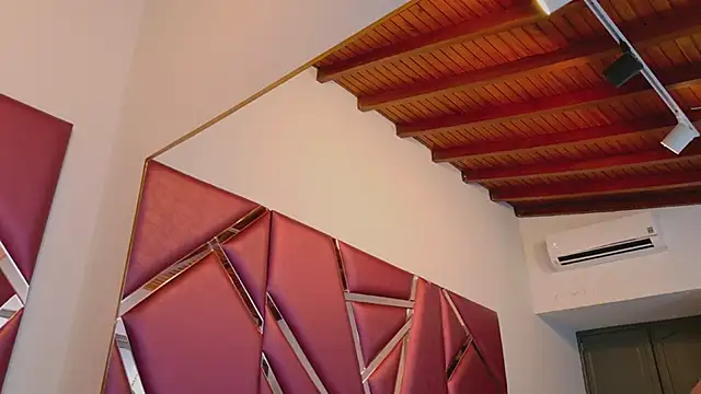 Adel Nesbiit online show from 25, 2, 2025