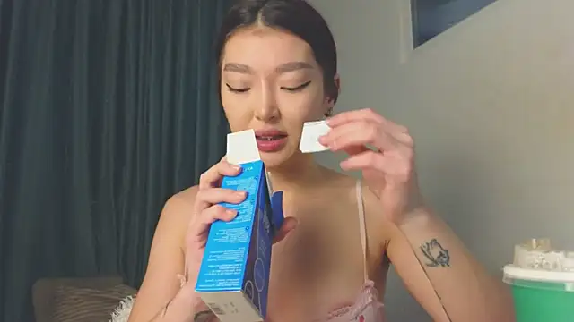 Snapshot of AudreyMell chatting on 17, 3, 2026 AudreyMell online show from 17, 3, 2026