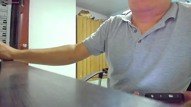 Snapshot of Jhonatan_Morales_S chatting on 21, 12, 2024 Jhonatan Morales S online show from 21, 12, 2024