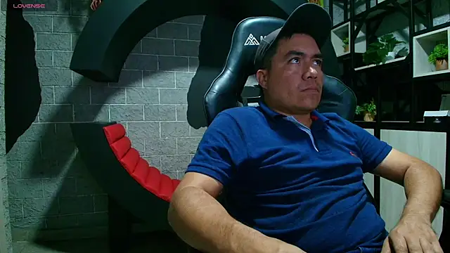 Snapshot of Jhonatan_Morales_S chatting on 14, 1, 2025 Jhonatan Morales S online show from 14, 1, 2025