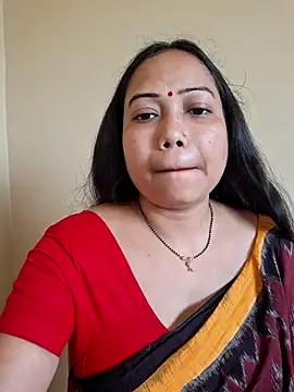 Snapshot of DREAM_GIRL-30 chatting on 3, 4, 2026 DREAM GIRL-30 online show from 3, 4, 2026