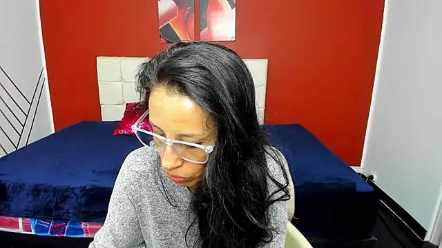 Snapshot of Abrillee1 chatting on 8, 1, 2025 Abrillee1 online show from 8, 1, 2025