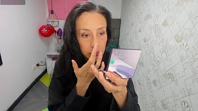 Snapshot of Abrillee1 chatting on 11, 3, 2025 Abrillee1 online show from 11, 3, 2025