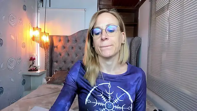 Snapshot of SammySanders chatting on 4, 1, 2025 SammySanders online show from 4, 1, 2025