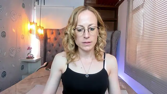 Snapshot of SammySanders chatting on 14, 1, 2025 SammySanders online show from 14, 1, 2025