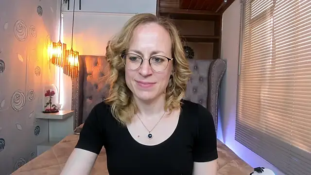 Snapshot of SammySanders chatting on 5, 2, 2025 SammySanders online show from 5, 2, 2025