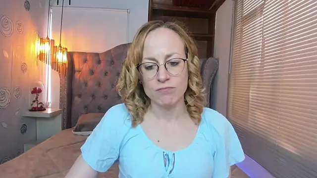 Snapshot of SammySanders chatting on 6, 3, 2025 SammySanders online show from 6, 3, 2025