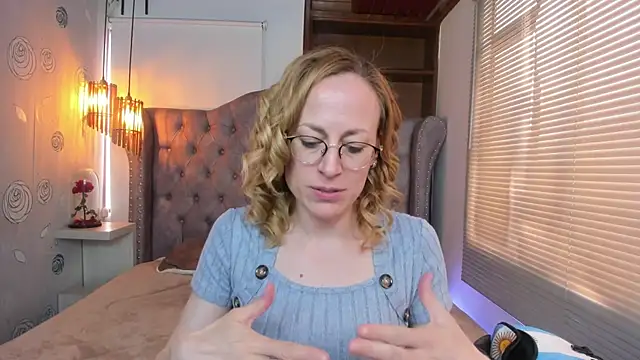 Snapshot of SammySanders chatting on 12, 3, 2025 SammySanders online show from 12, 3, 2025