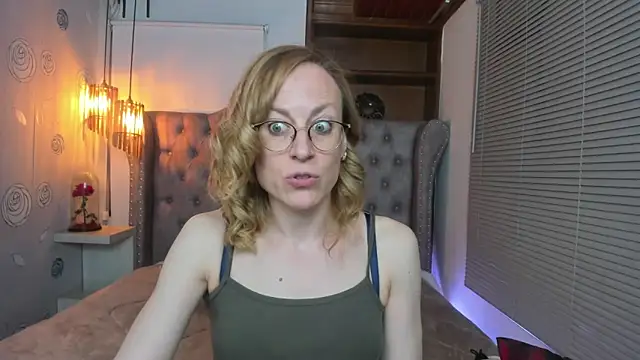 Snapshot of SammySanders chatting on 13, 3, 2025 SammySanders online show from 13, 3, 2025