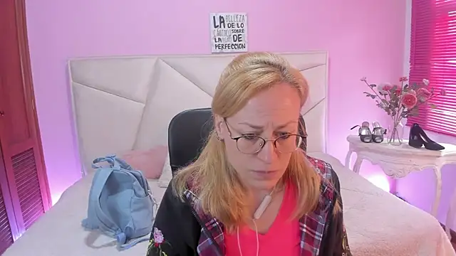 Snapshot of SammySanders chatting on 25, 5, 2026 SammySanders online show from 25, 5, 2026